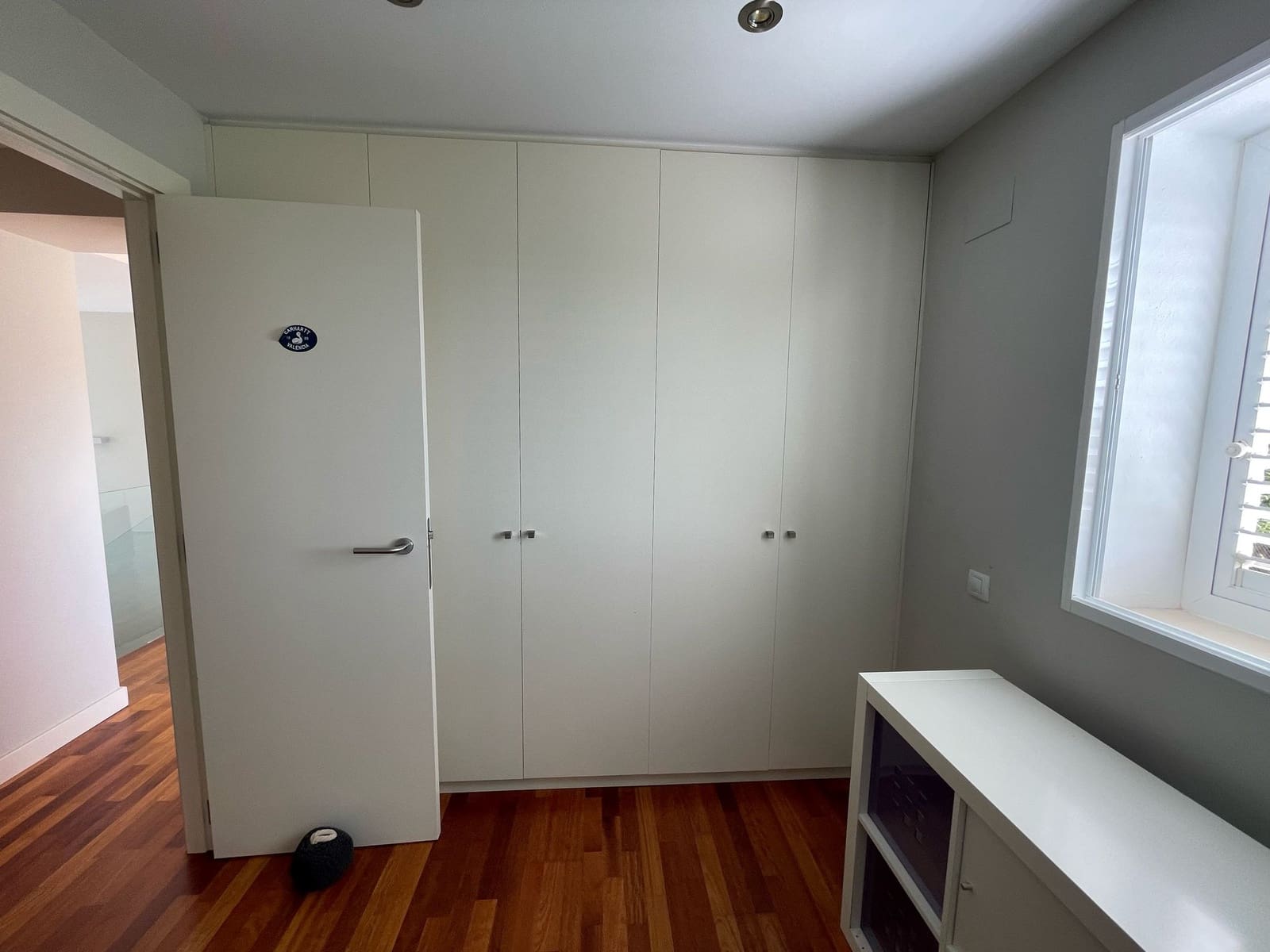 4 makuuhuone Huvila vuokrattavana paikassa Torrent mukana uima-altaan 
autotalli - 2 700 € (Ref: 9793390)