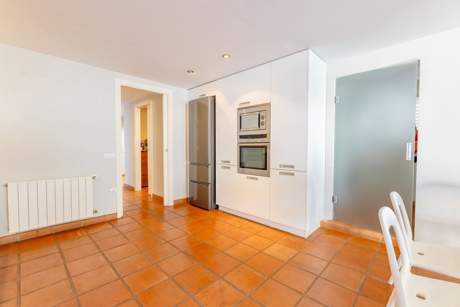 4 camera da letto Villa da affittare in Torrent con piscina garage - 2.700 € (Rif: 9793390)