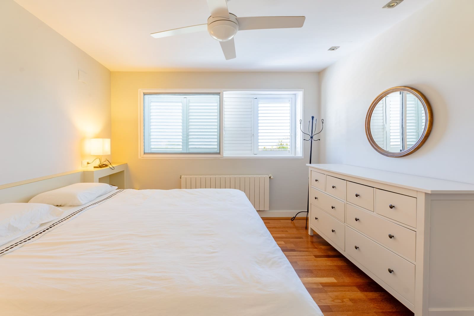 4 camera da letto Villa da affittare in Torrent con piscina garage - 2.700 € (Rif: 9793390)