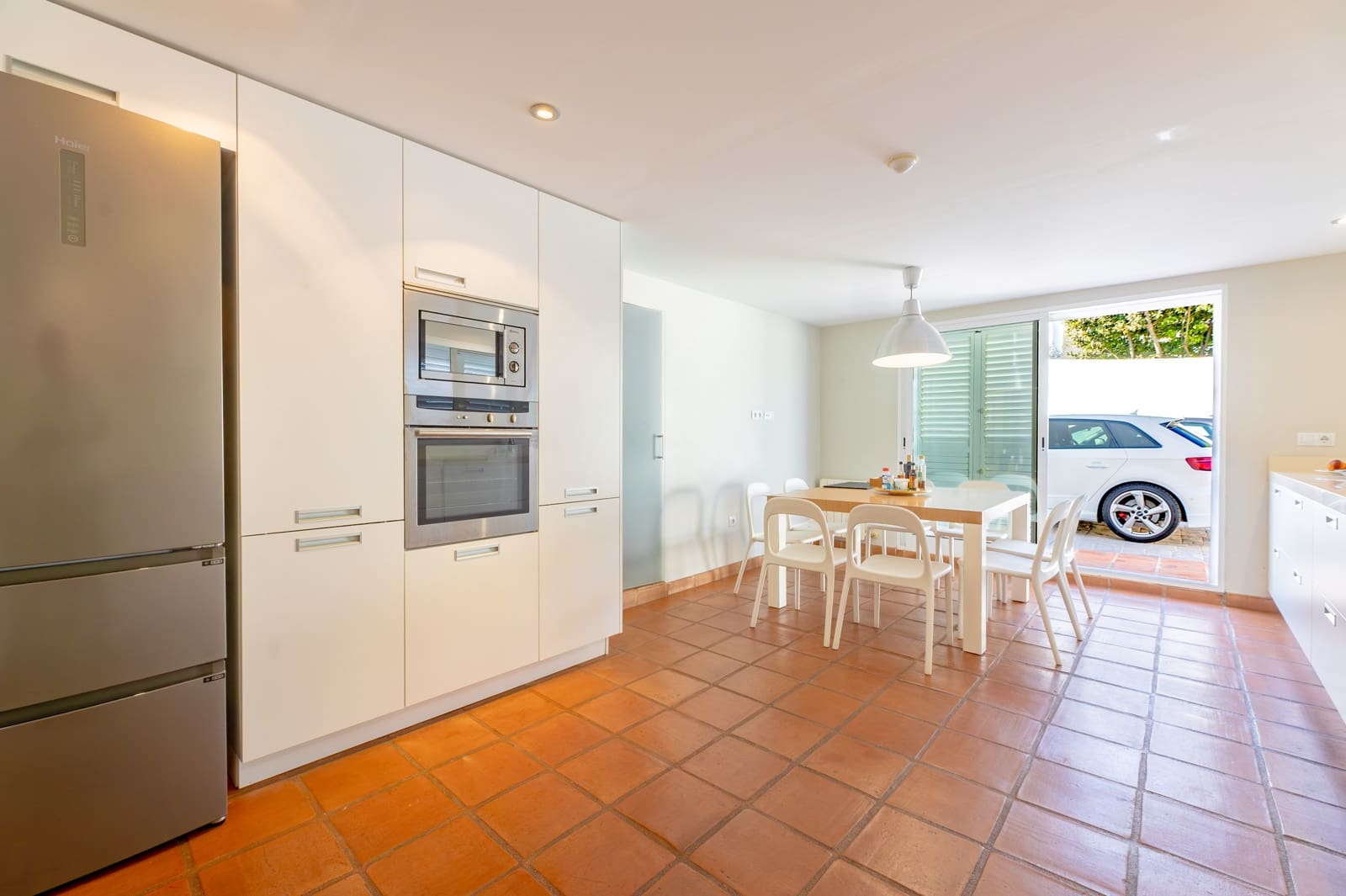 4 camera da letto Villa da affittare in Torrent con piscina garage - 2.700 € (Rif: 9793390)