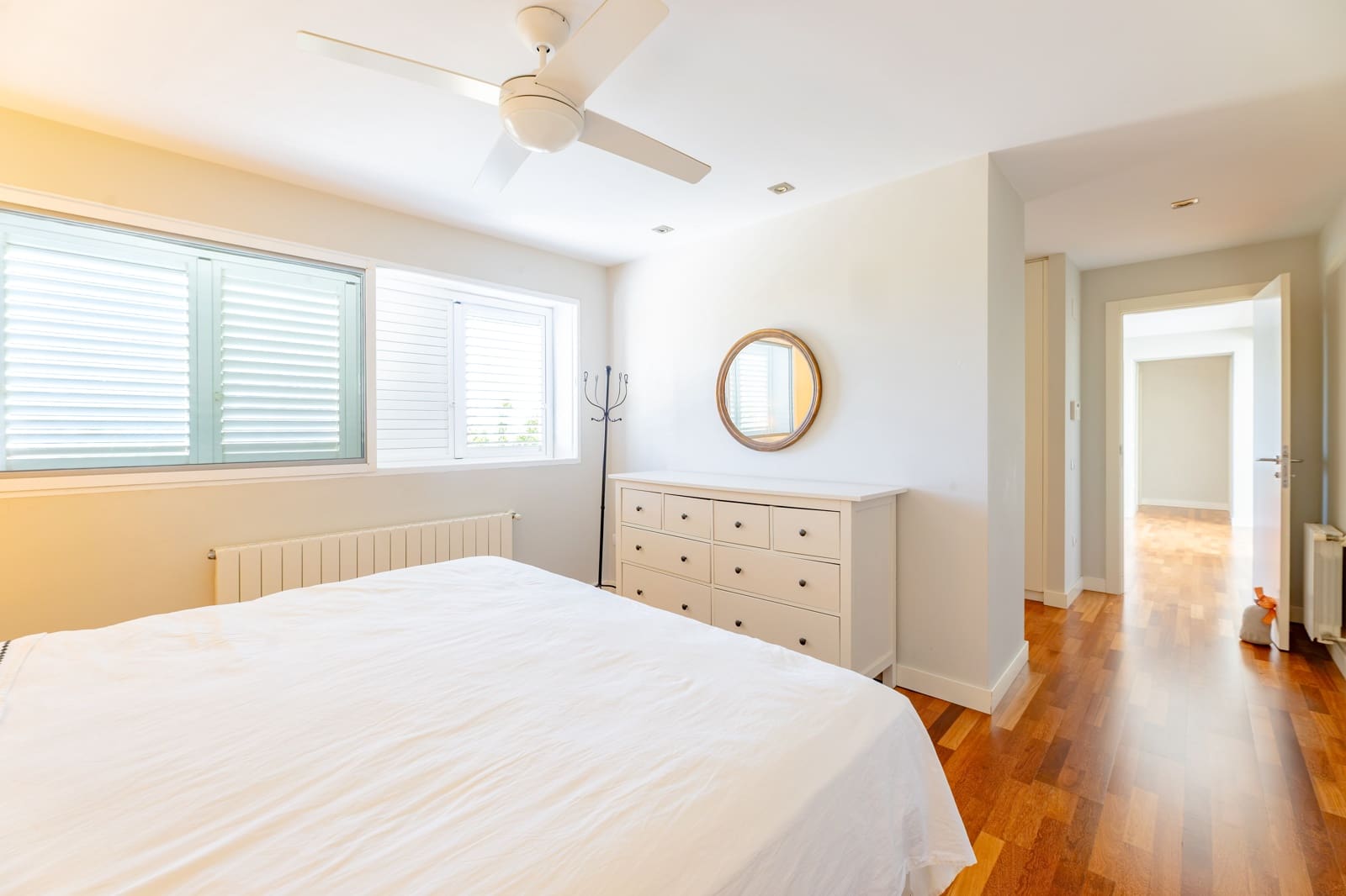 4 camera da letto Villa da affittare in Torrent con piscina garage - 2.700 € (Rif: 9793390)