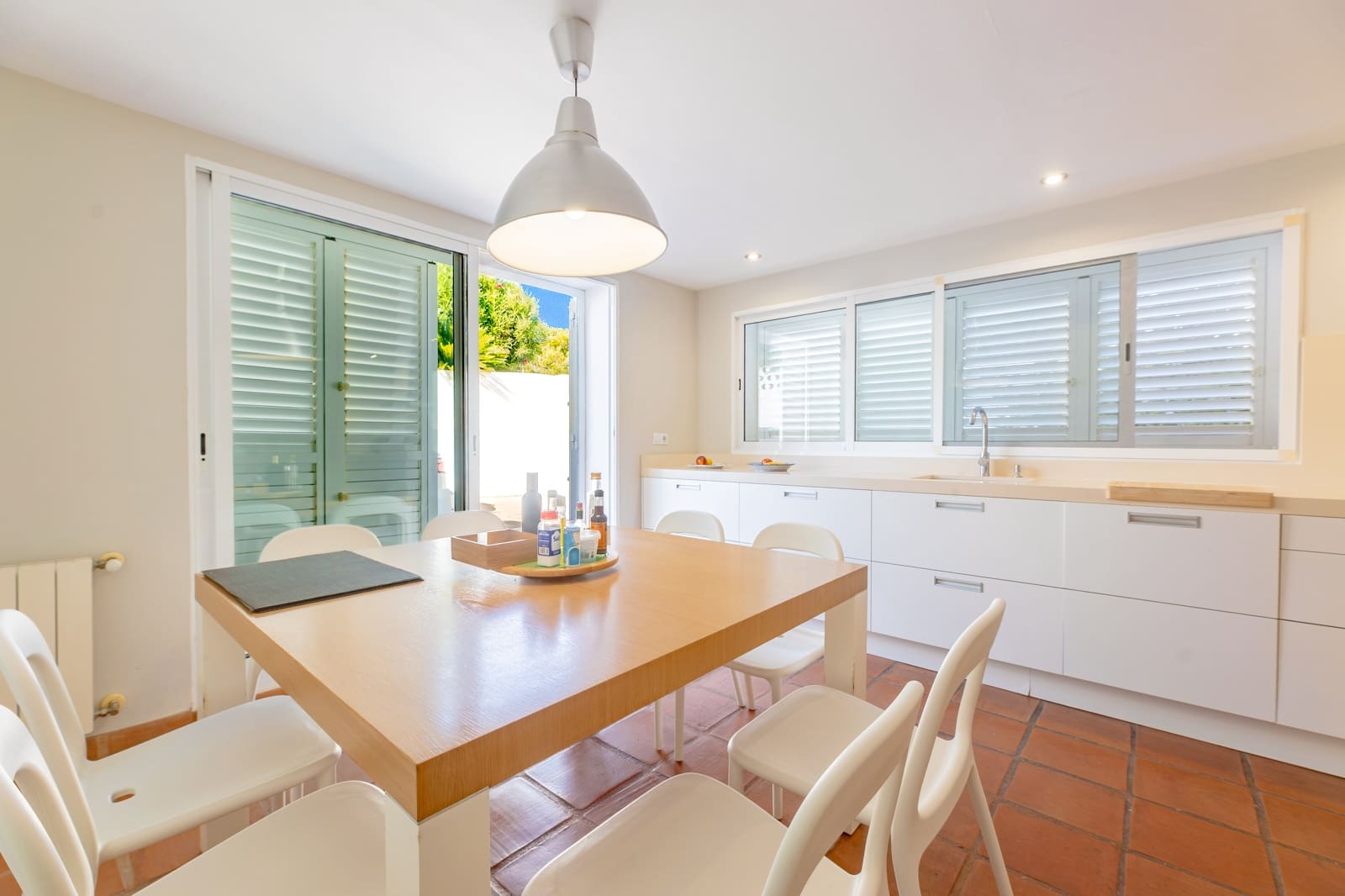 4 camera da letto Villa da affittare in Torrent con piscina garage - 2.700 € (Rif: 9793390)
