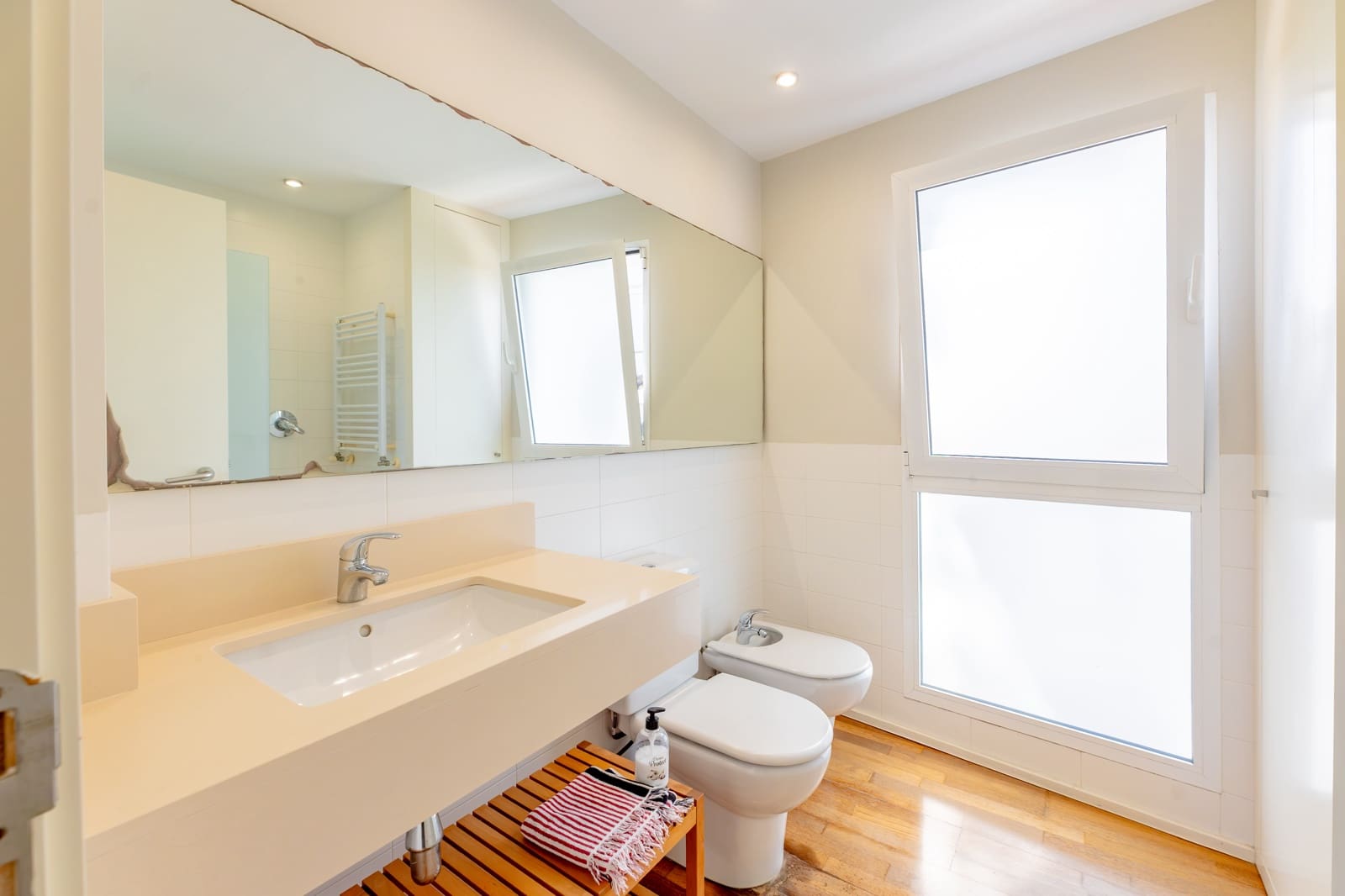 4 camera da letto Villa da affittare in Torrent con piscina garage - 2.700 € (Rif: 9793390)
