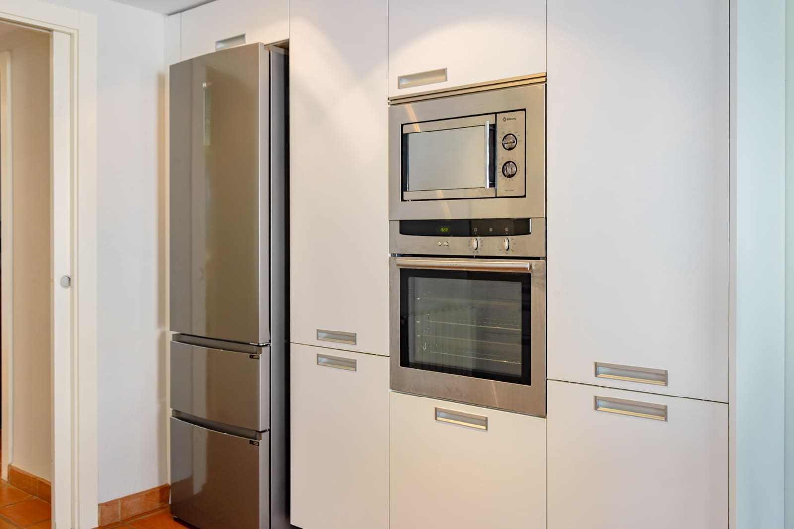 4 camera da letto Villa da affittare in Torrent con piscina garage - 2.700 € (Rif: 9793390)