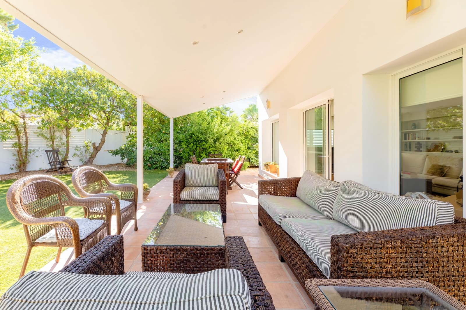 4 camera da letto Villa da affittare in Torrent con piscina garage - 2.700 € (Rif: 9793390)