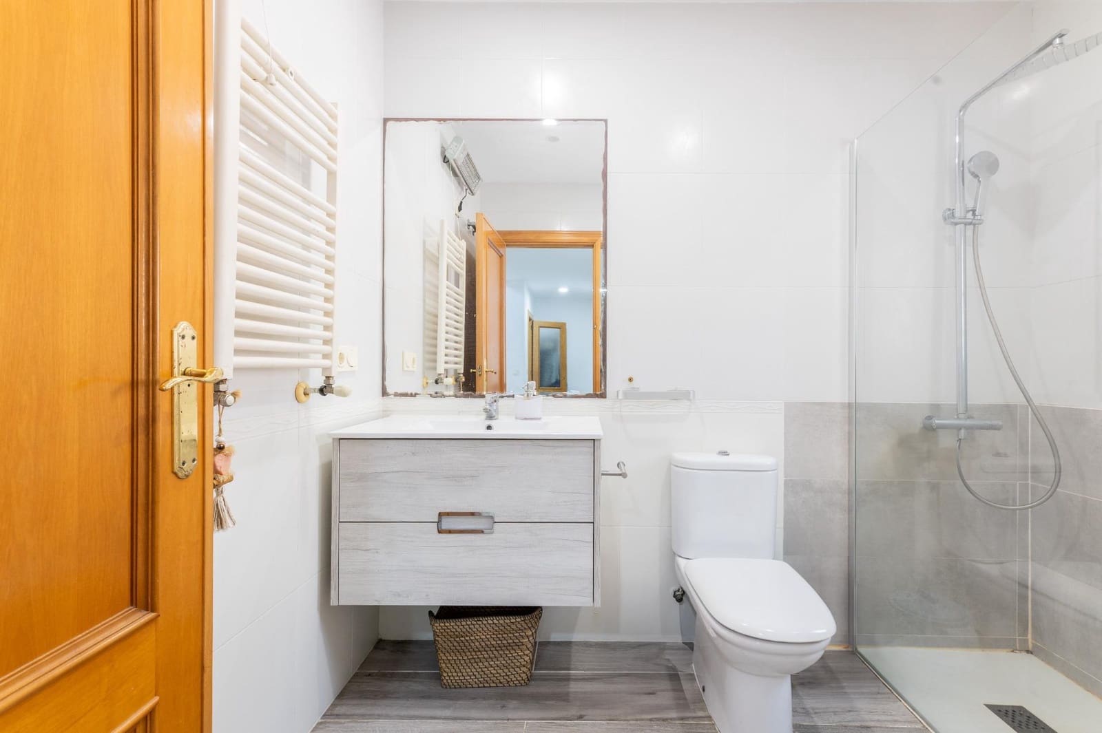 5 quarto Moradia para venda em Paterna com piscina garagem - 660 000 € (Ref: 9820945)