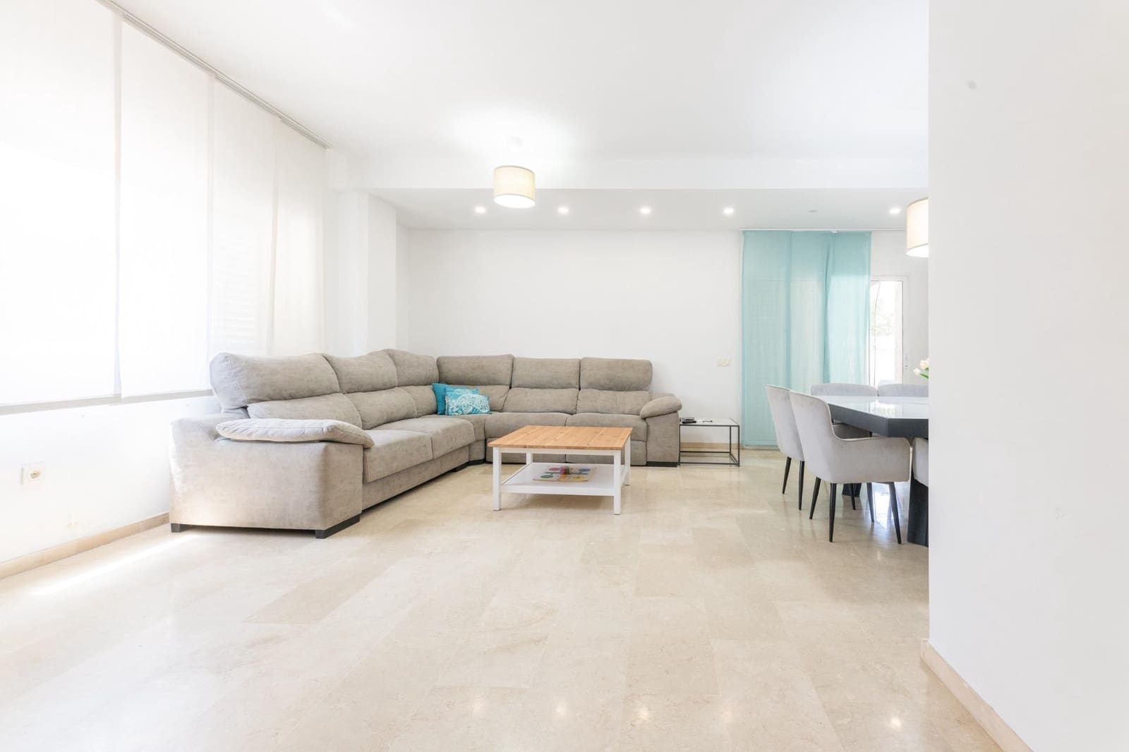 5 quarto Moradia para venda em Paterna com piscina garagem - 660 000 € (Ref: 9820945)
