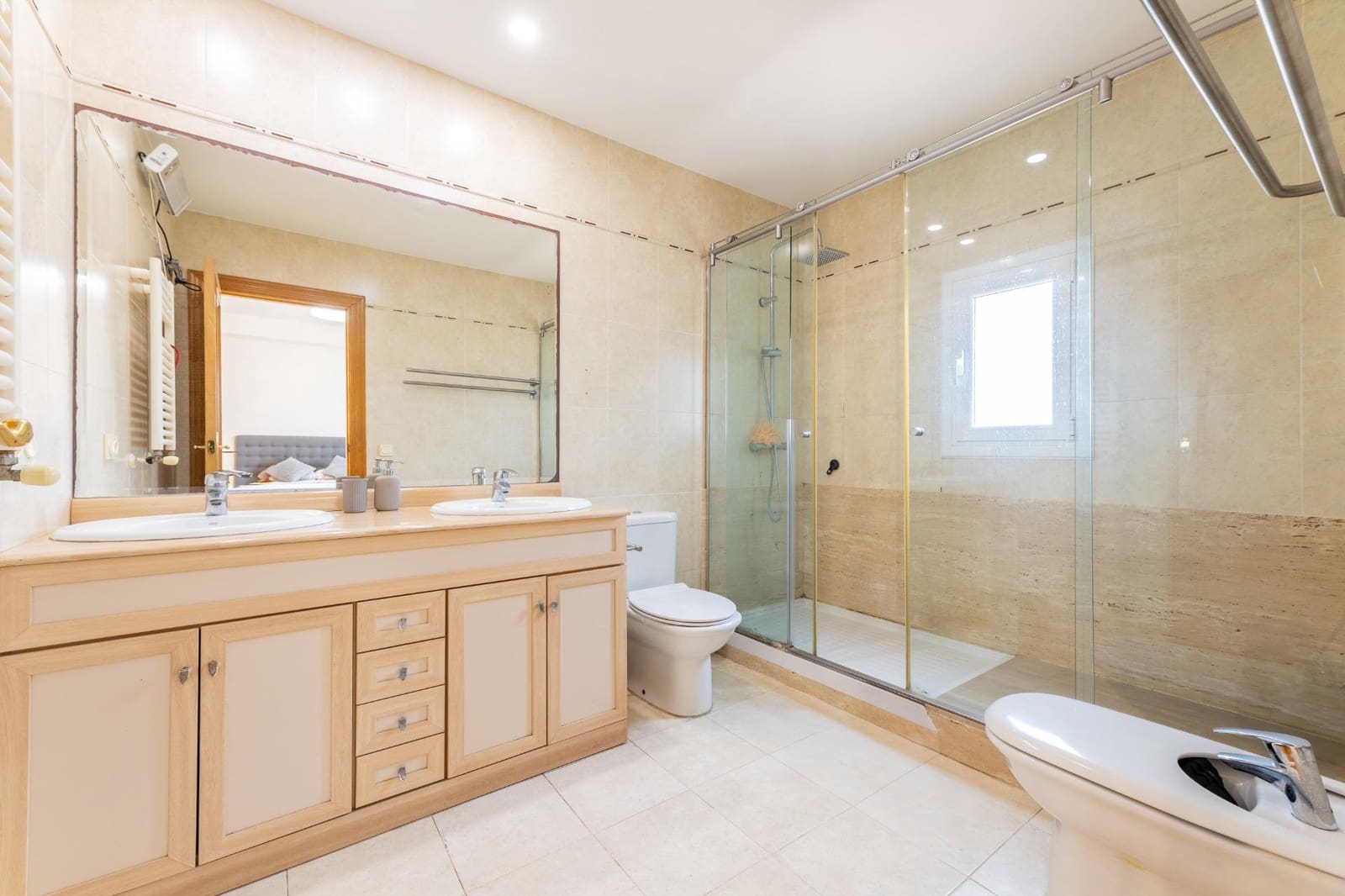 5 quarto Moradia para venda em Paterna com piscina garagem - 660 000 € (Ref: 9820945)