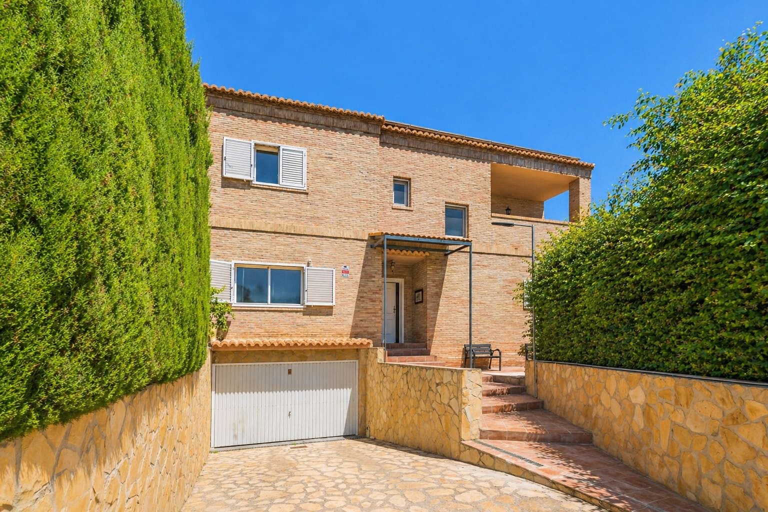 5 quarto Moradia para venda em Paterna com piscina garagem - 660 000 € (Ref: 9820945)