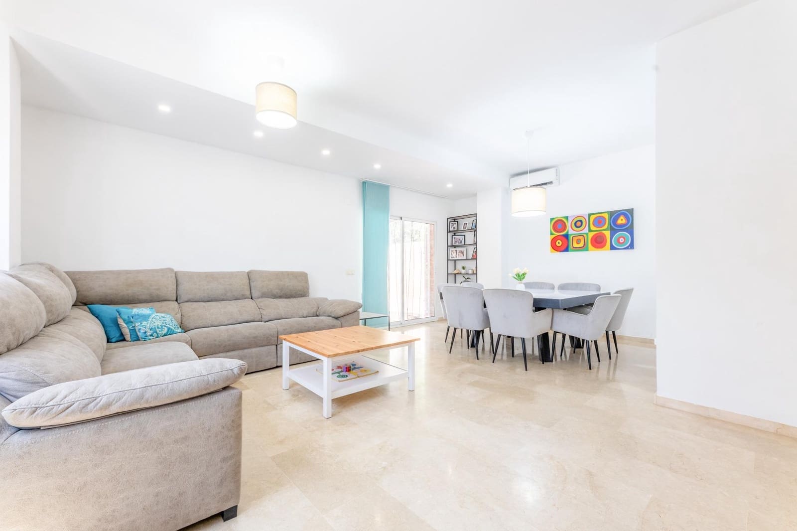 5 quarto Moradia para venda em Paterna com piscina garagem - 660 000 € (Ref: 9820945)