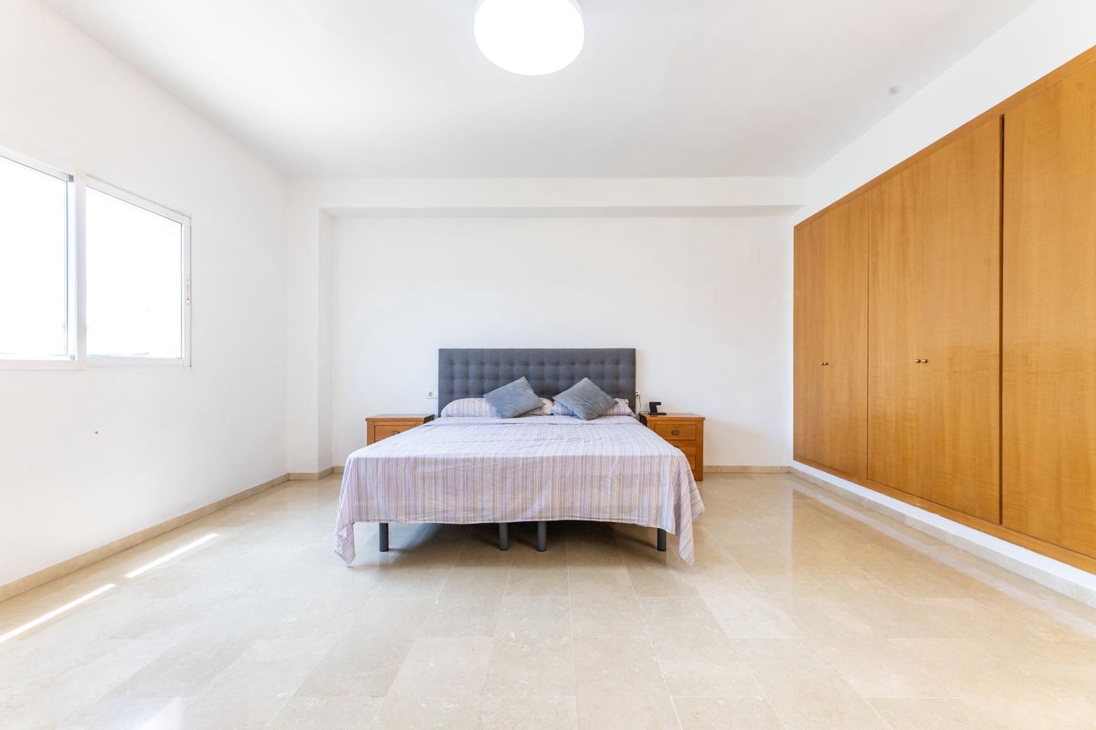 5 quarto Moradia para venda em Paterna com piscina garagem - 660 000 € (Ref: 9820945)