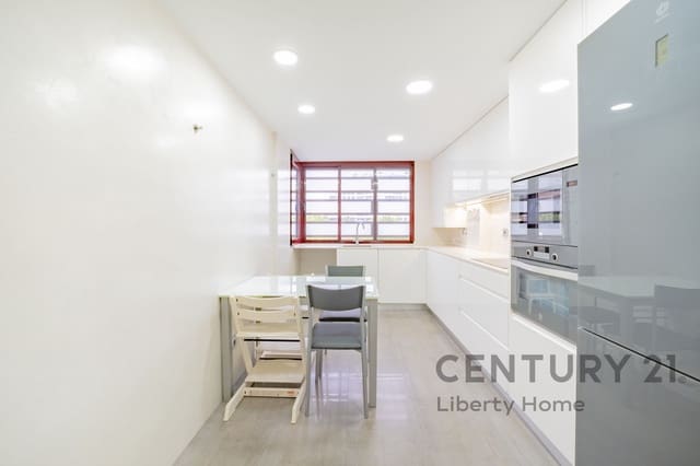 Piso de 3 habitaciones en Benimaclet, València ciudad en alquiler con piscina garaje - 2.400 € (Ref: 9932366)