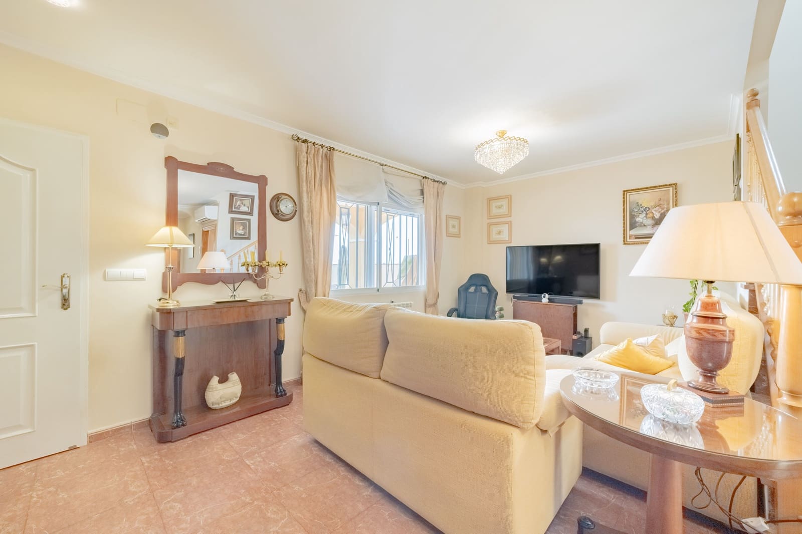 4 bedroom Villa for sale in Naquera with pool garage - € 395,000 (Ref: 9932370)