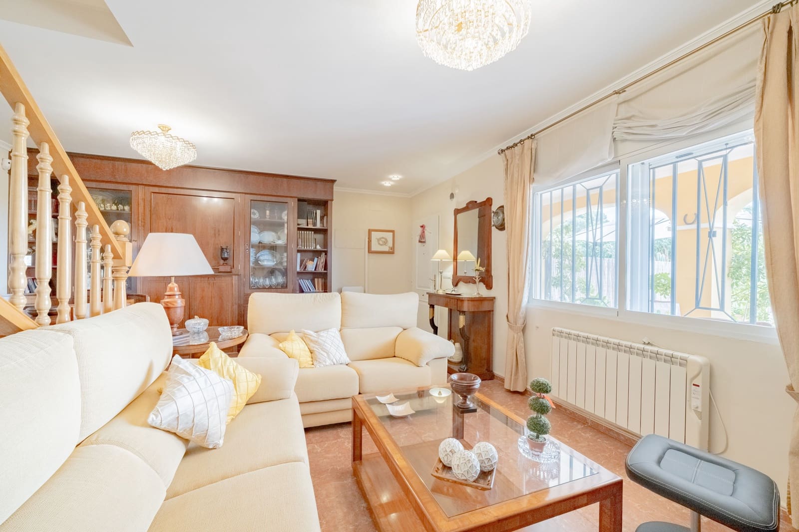 4 bedroom Villa for sale in Naquera with pool garage - € 395,000 (Ref: 9932370)