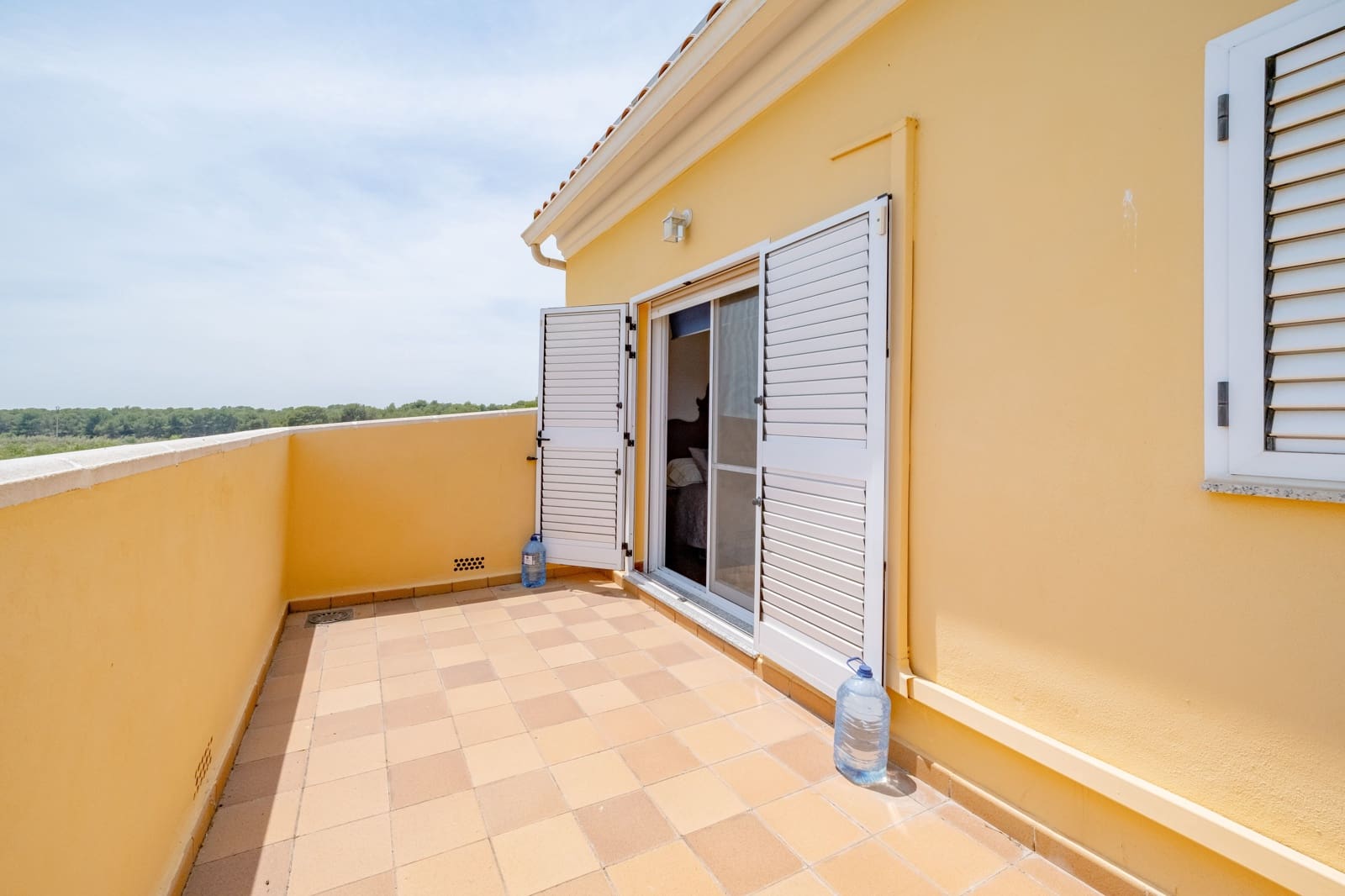4 bedroom Villa for sale in Naquera with pool garage - € 395,000 (Ref: 9932370)