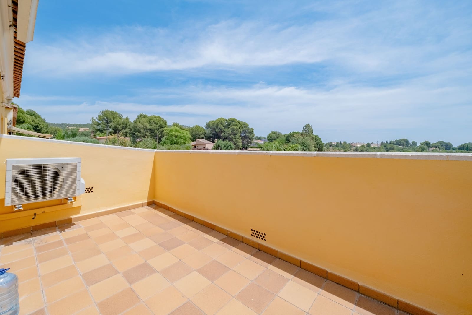 4 bedroom Villa for sale in Naquera with pool garage - € 395,000 (Ref: 9932370)