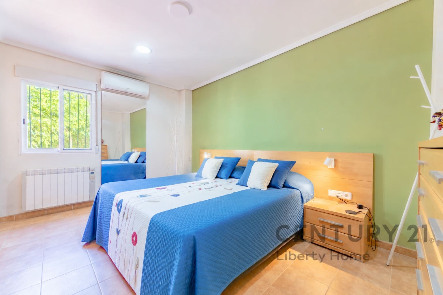 4 bedroom Villa for sale in Naquera with pool garage - € 486,000 (Ref: 9932371)