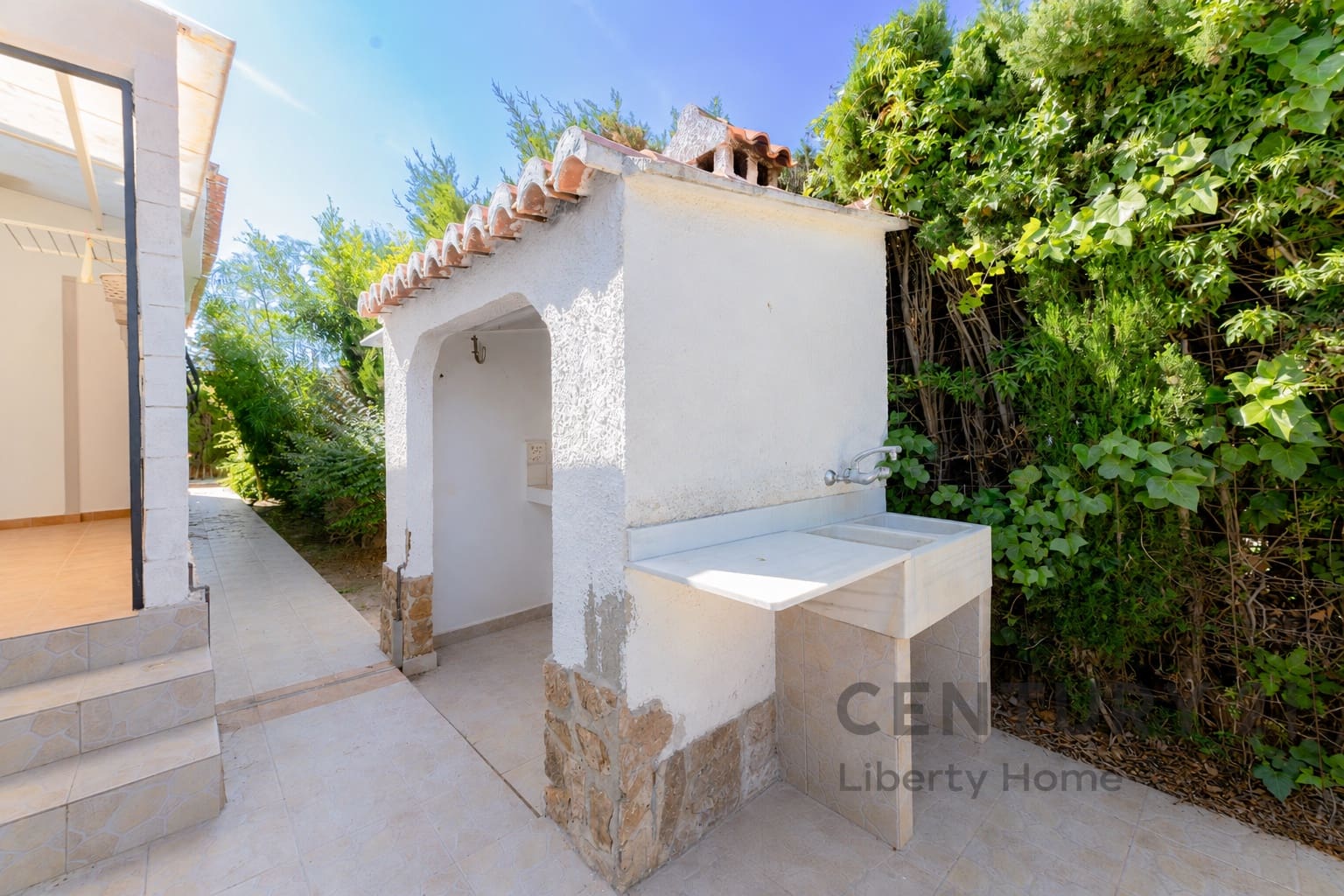 4 bedroom Villa for sale in Naquera with pool garage - € 486,000 (Ref: 9932371)