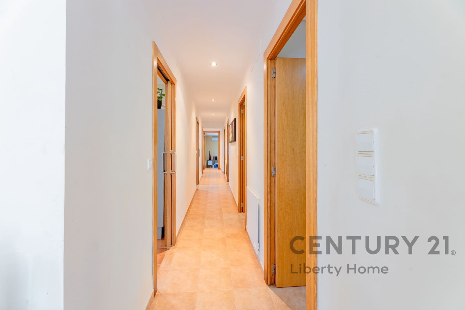 4 bedroom Villa for sale in Naquera with pool garage - € 486,000 (Ref: 9932371)