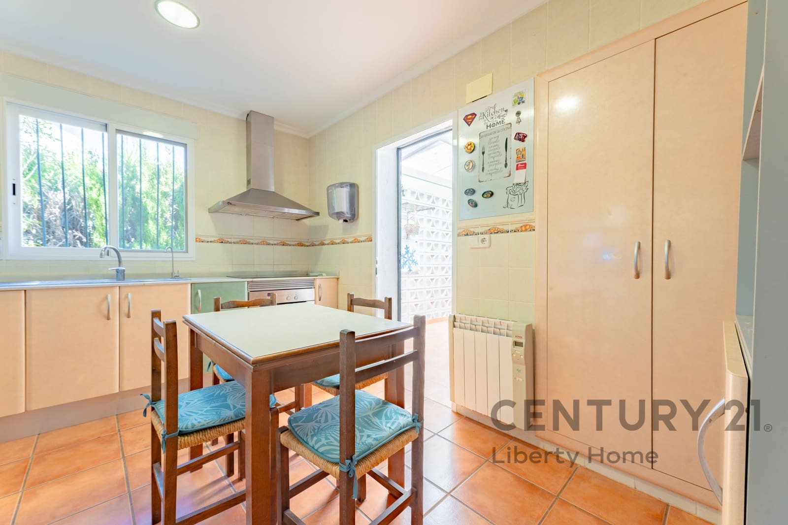 4 bedroom Villa for sale in Naquera with pool garage - € 486,000 (Ref: 9932371)