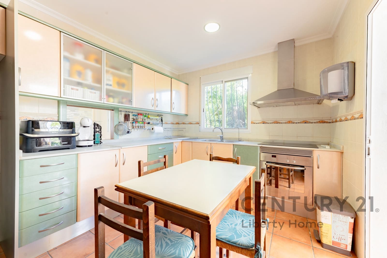 4 bedroom Villa for sale in Naquera with pool garage - € 486,000 (Ref: 9932371)