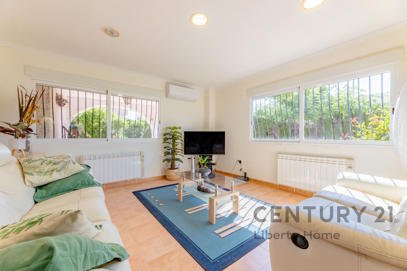 4 bedroom Villa for sale in Naquera with pool garage - € 486,000 (Ref: 9932371)