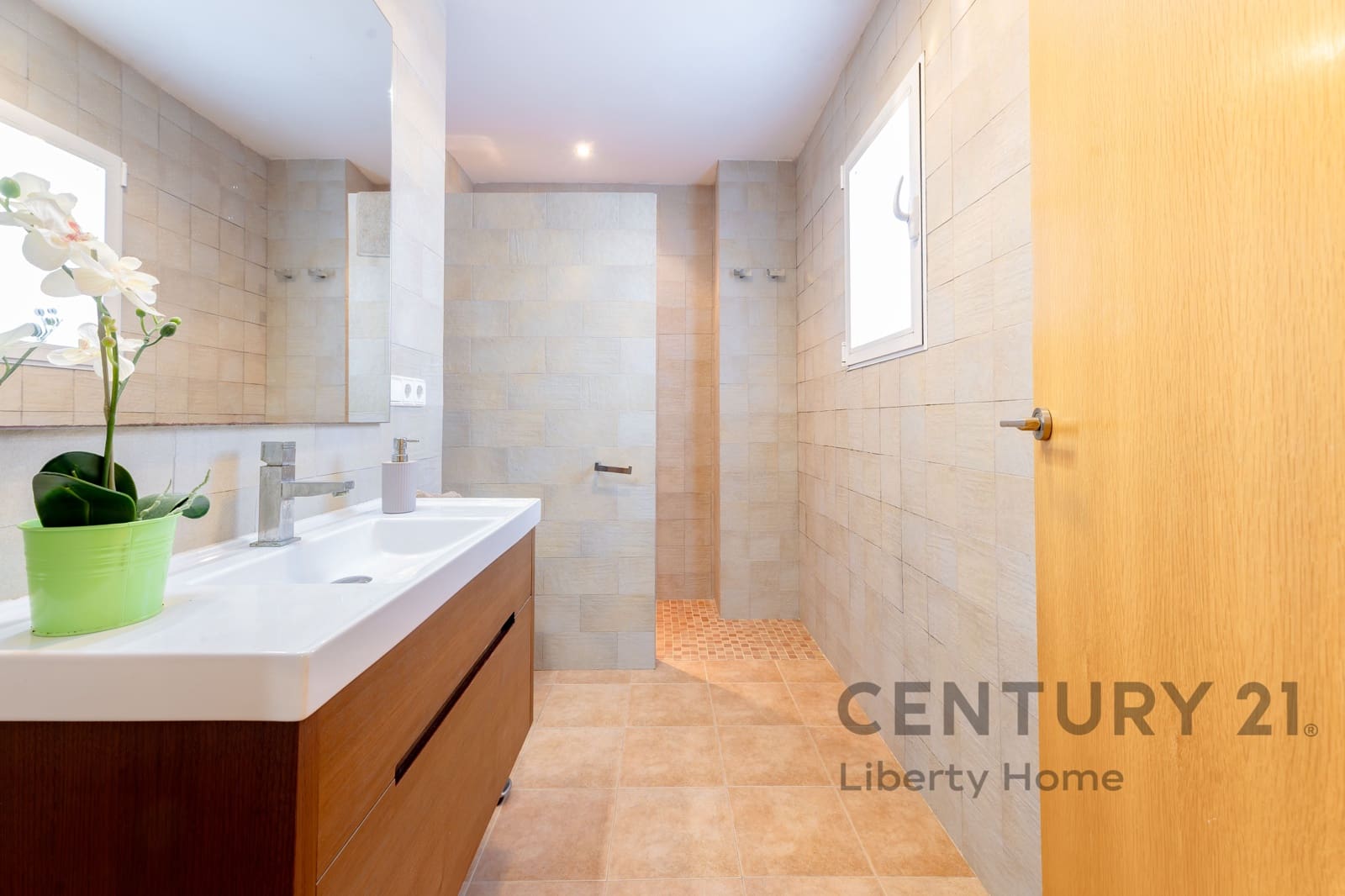 4 bedroom Villa for sale in Naquera with pool garage - € 486,000 (Ref: 9932371)