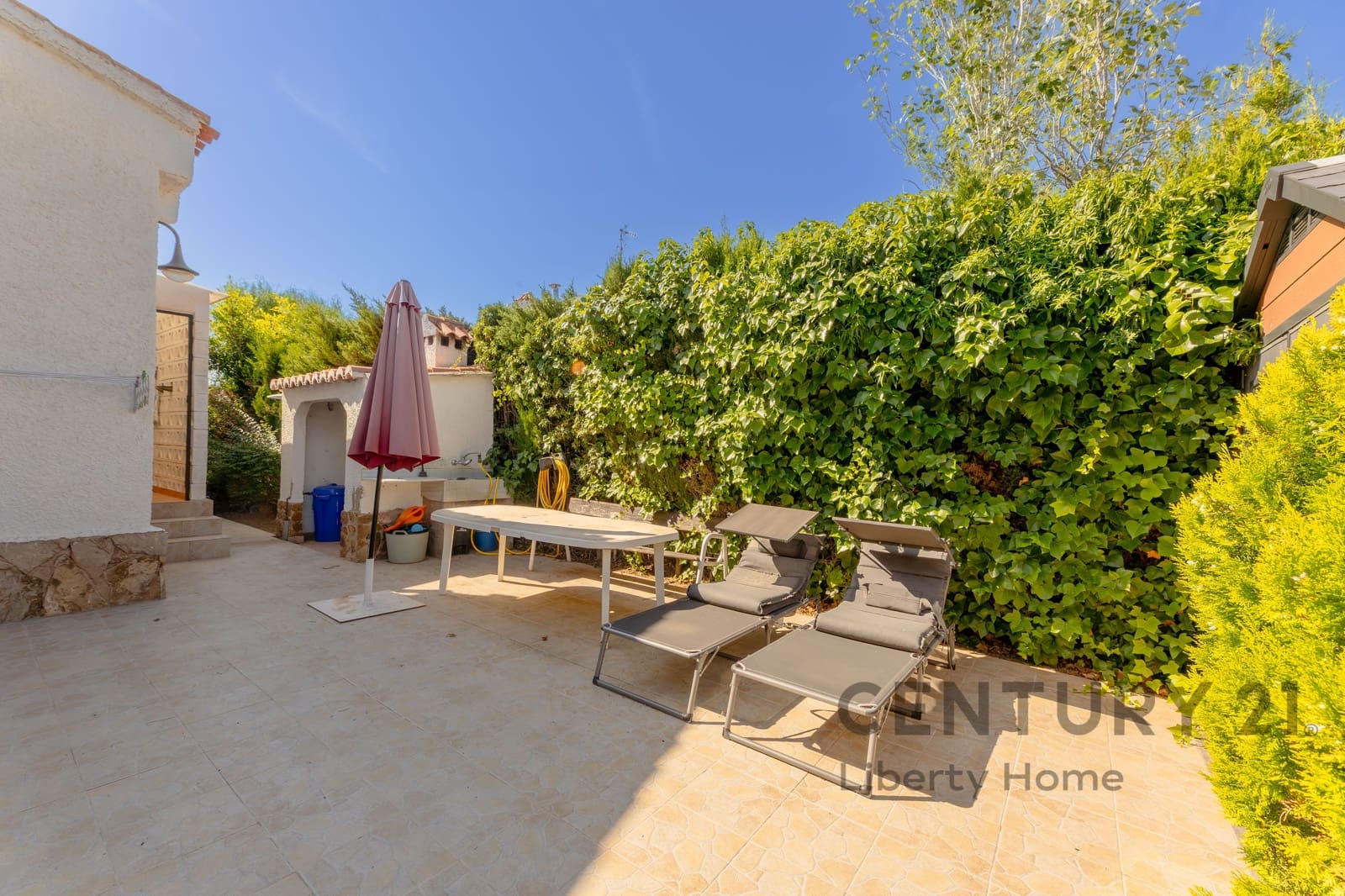 4 bedroom Villa for sale in Naquera with pool garage - € 486,000 (Ref: 9932371)