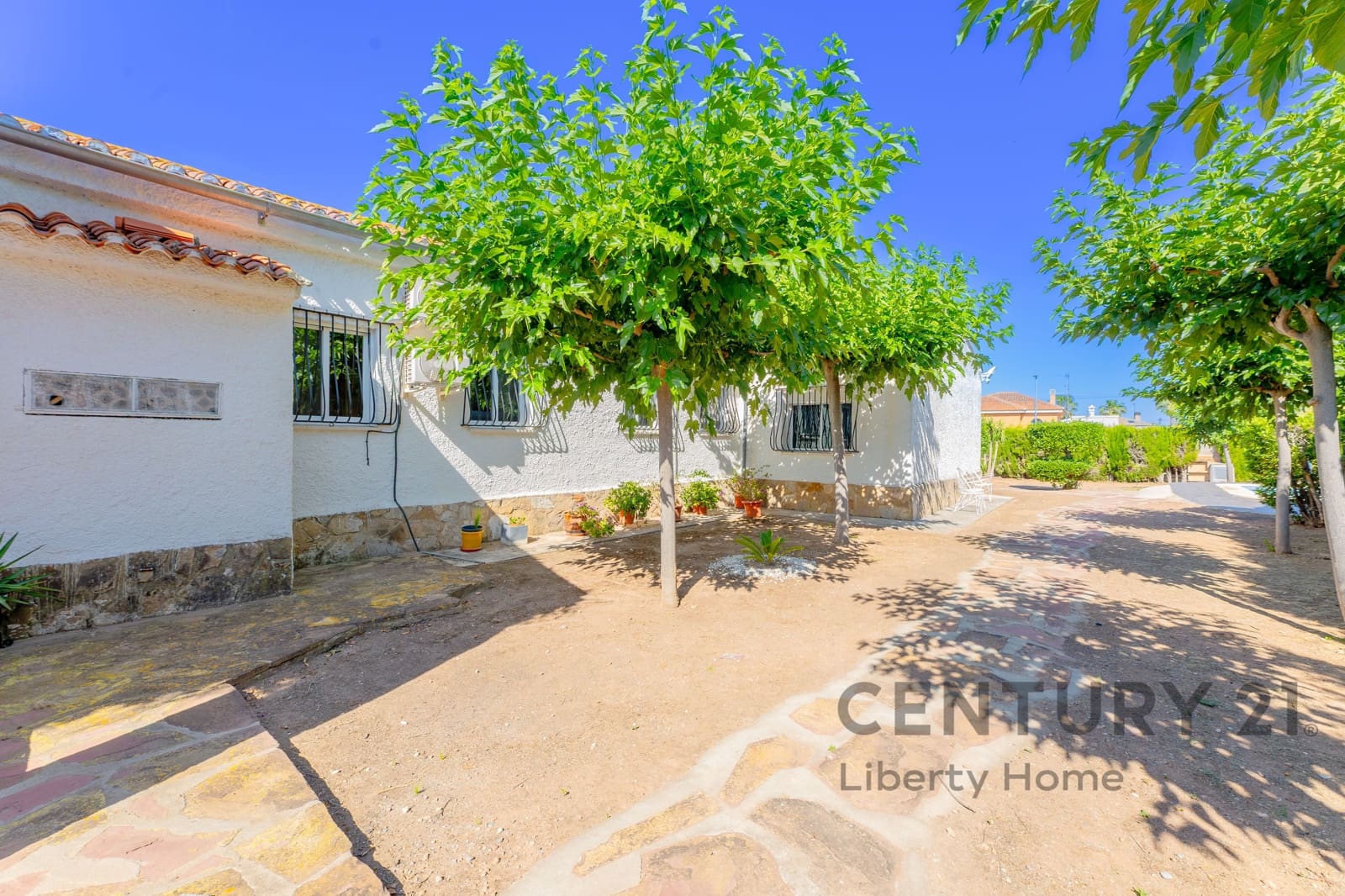 4 bedroom Villa for sale in Naquera with pool garage - € 486,000 (Ref: 9932371)