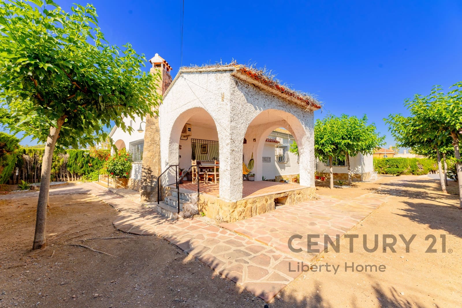 4 bedroom Villa for sale in Naquera with pool garage - € 486,000 (Ref: 9932371)