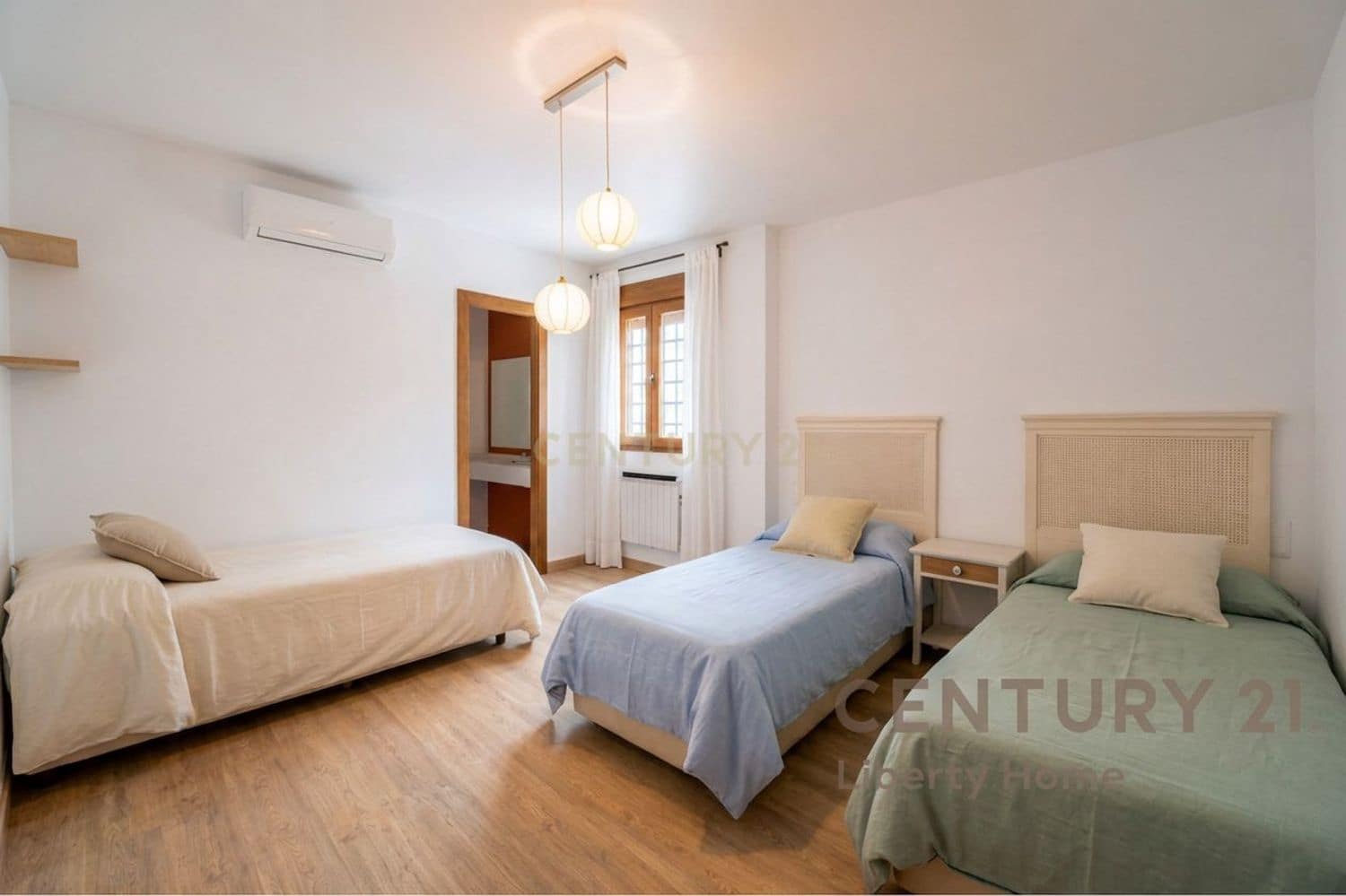5 soverom Villa til salgs i Betera med svømmebasseng garasje - € 768 000 (Ref: 9945981)