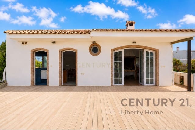 Chalet de 5 habitaciones en Bétera en venta con piscina garaje - 768.000 € (Ref: 9945981)