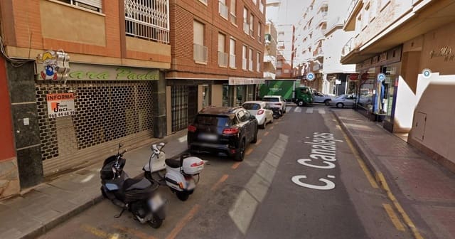 Local Commercial à louer à Aguilas - 1 200 € (Ref: 8184137)