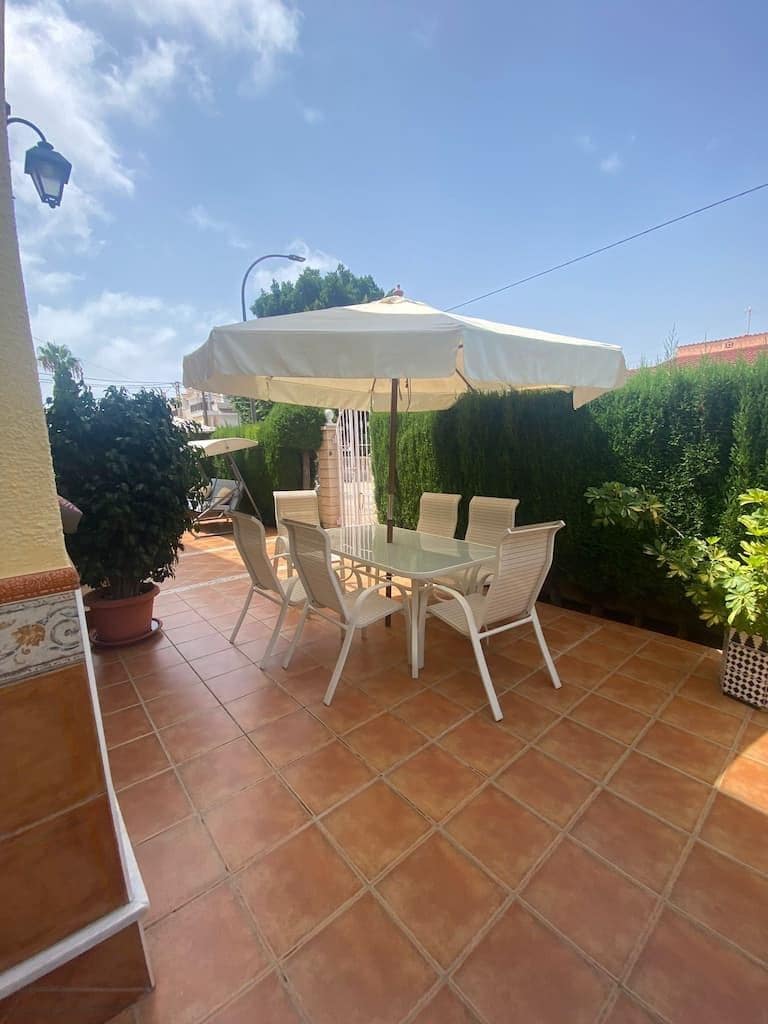3 bedroom Villa for sale in Calabardina with pool - € 440,000 (Ref: 8184153)
