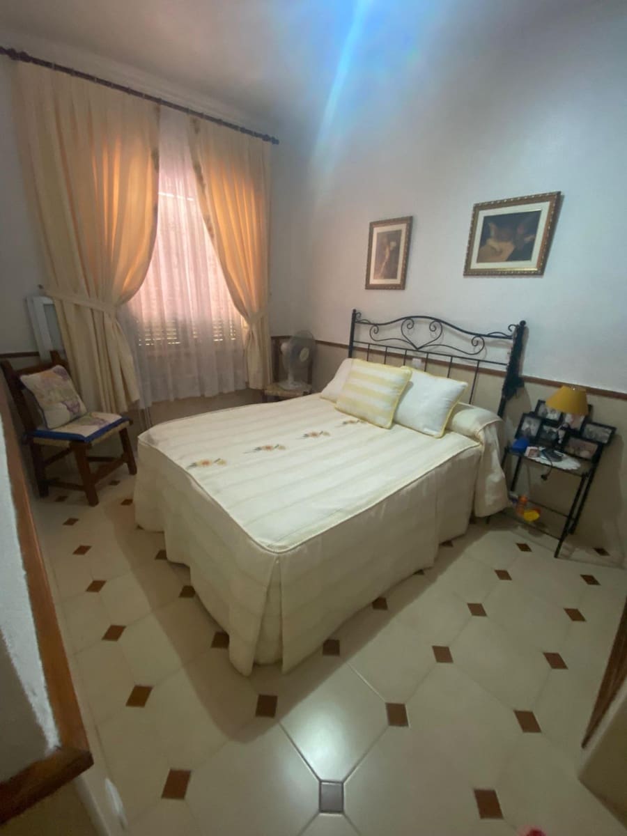 3 bedroom Villa for sale in Calabardina with pool - € 440,000 (Ref: 8184153)