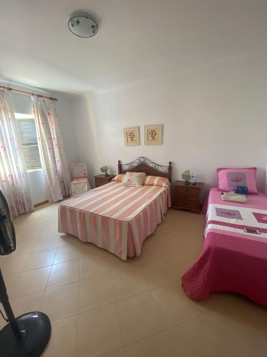 3 bedroom Villa for sale in Calabardina with pool - € 440,000 (Ref: 8184153)