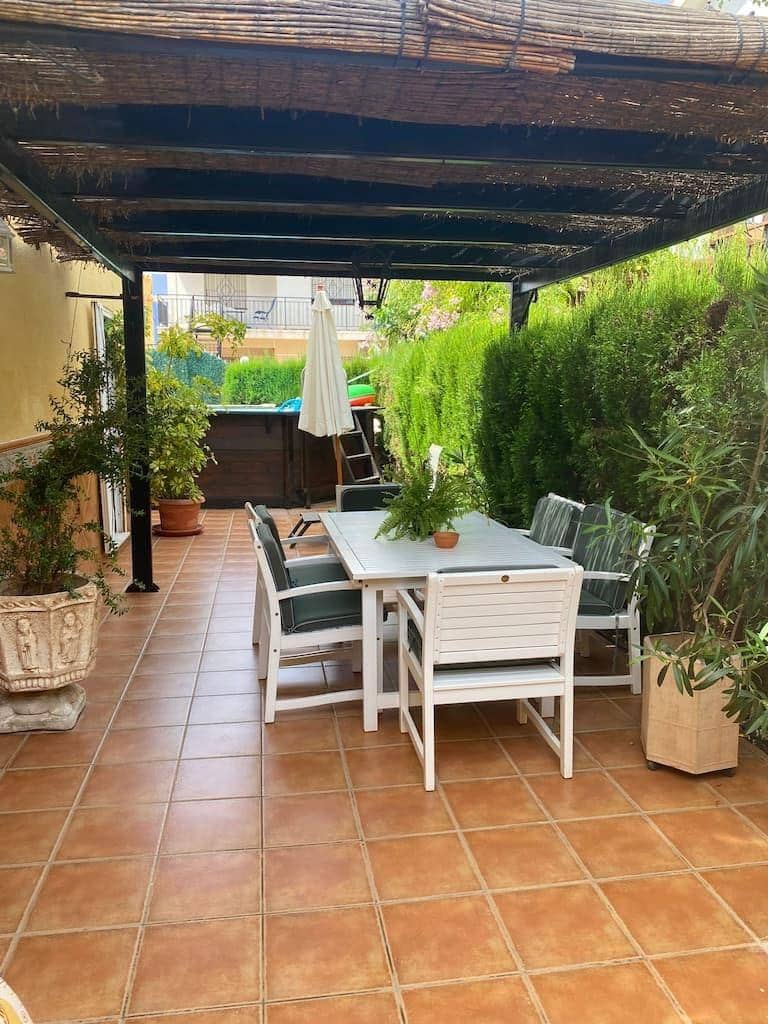 3 bedroom Villa for sale in Calabardina with pool - € 440,000 (Ref: 8184153)