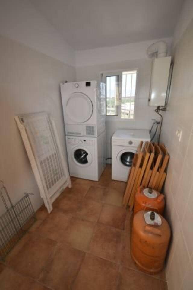 5 slaapkamer Villa te koop in Calarreona met zwembad garage - € 370.000 (Ref: 8184158)