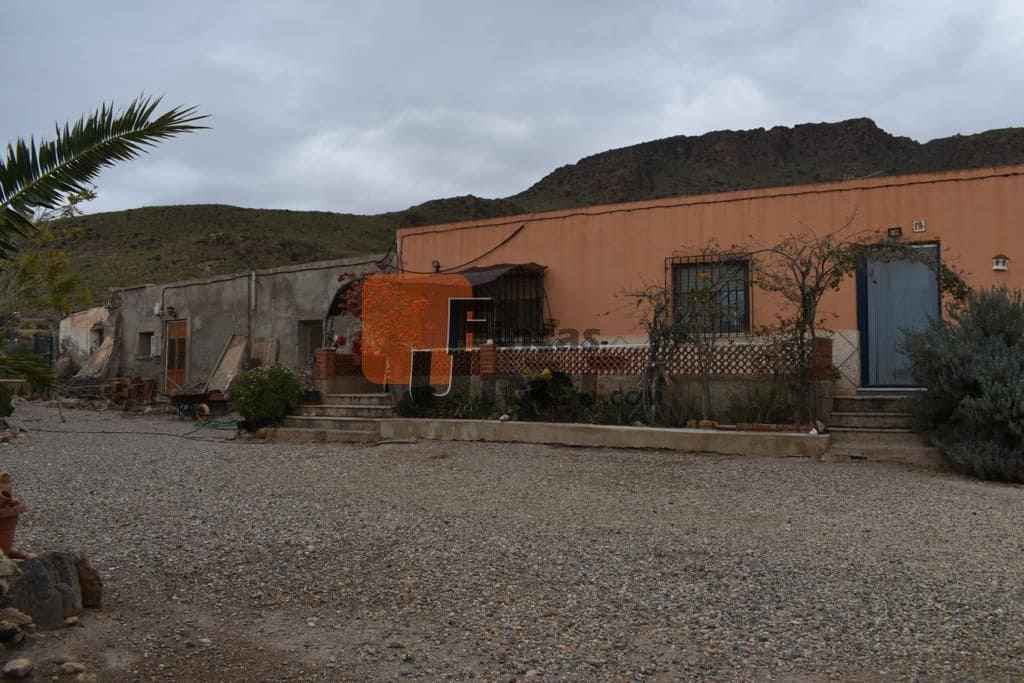 Finca/Casa Rural de 3 habitaciones en Pulpí en venta - 185.000 € (Ref: 8184166)