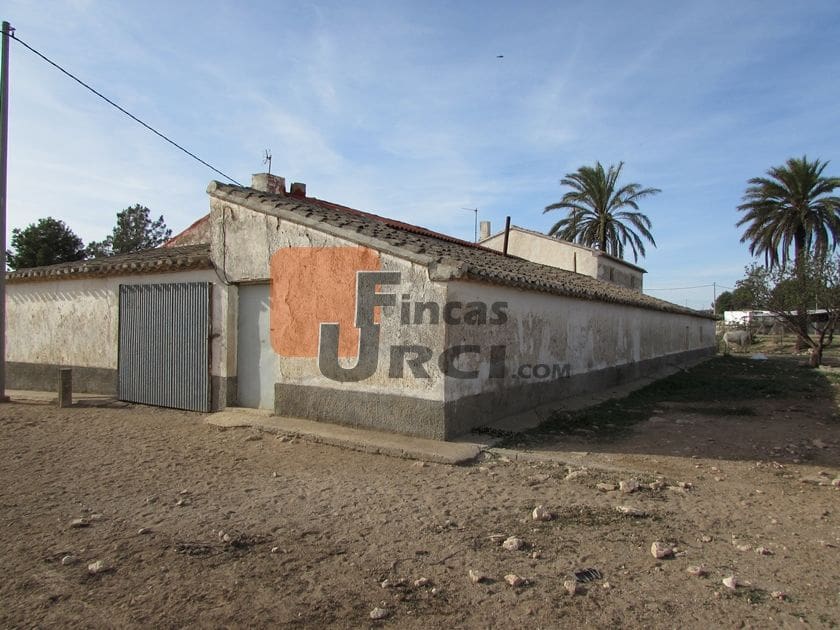 5 sypialnia Finka/Dom wiejski na sprzedaż w La Escucha z garażem - 185 000 € (Ref: 8184167)