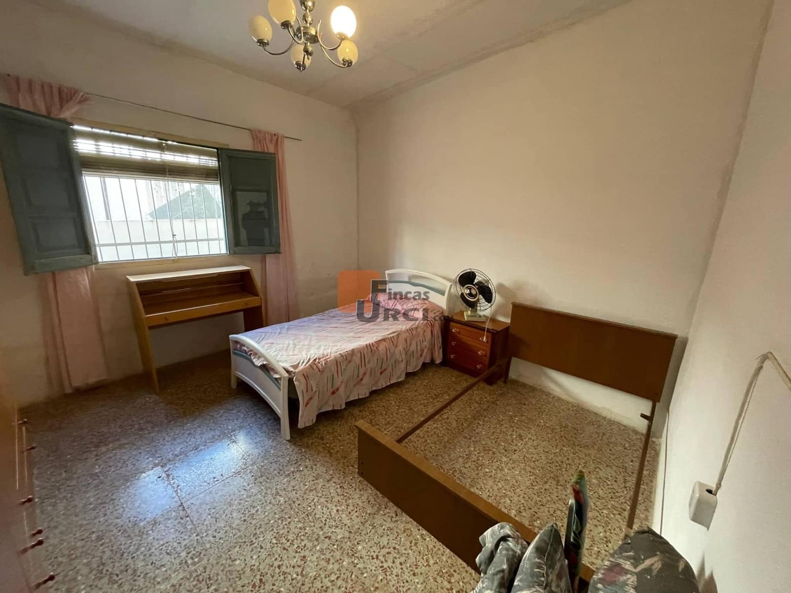 4 bedroom Finca/Country House for sale in Aguilas - € 150,000 (Ref: 8184185)