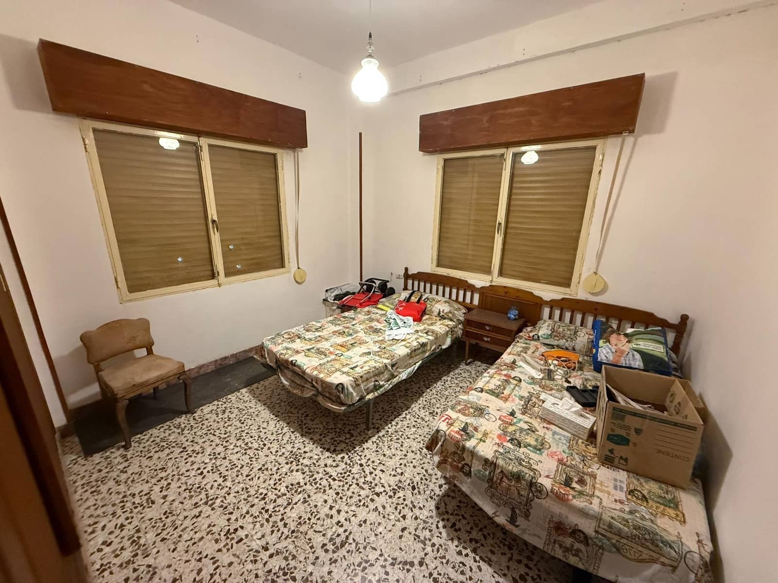 5 bedroom Villa for sale in Calabardina with garage - € 300,000 (Ref: 8184254)