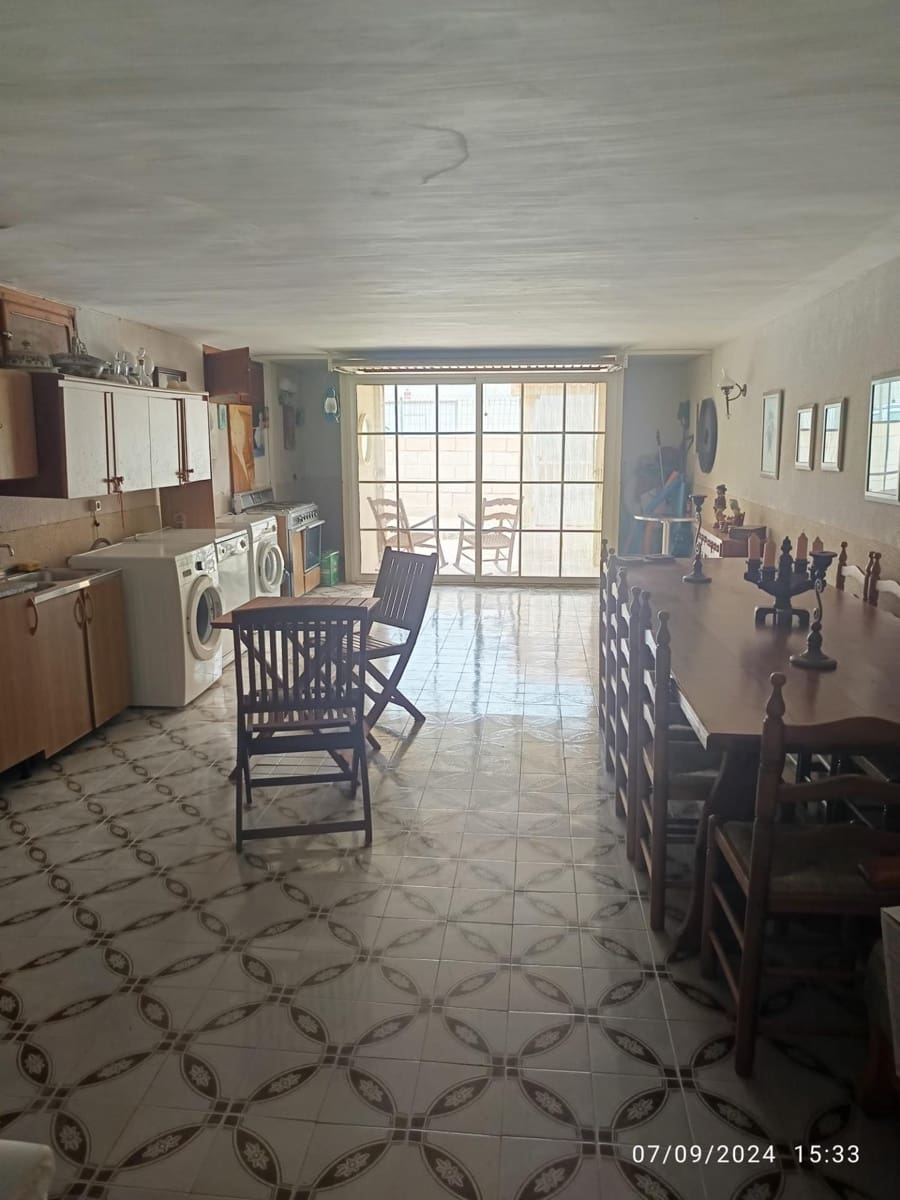 4 makuuhuone Huvila myytävänä paikassa Aguilas mukana uima-altaan 
autotalli - 300 000 € (Ref: 8184262)