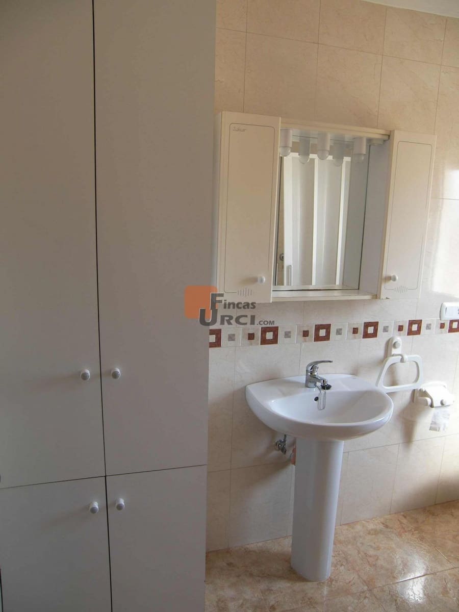 3 bedroom Flat for sale in Aguilas - € 90,000 (Ref: 8229429)