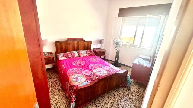 4 bedroom Townhouse for sale in Aguilas - € 111,700 (Ref: 9649976)