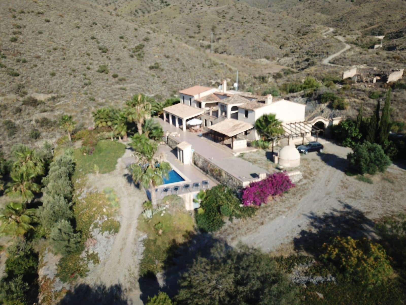 Finca/Casa Rural de 11 habitaciones en Aguilas en venta con piscina garaje - 695.000 € (Ref: 9649978)
