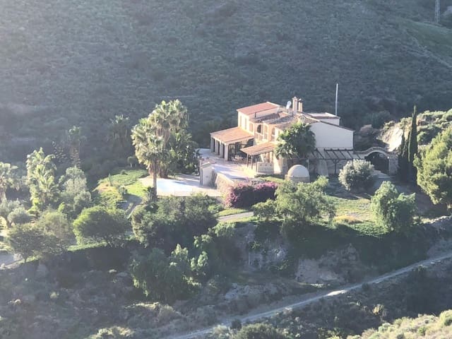 11 soverom Finca/Herregård til salgs i Aguilas med svømmebasseng garasje - € 695 000 (Ref: 9649978)