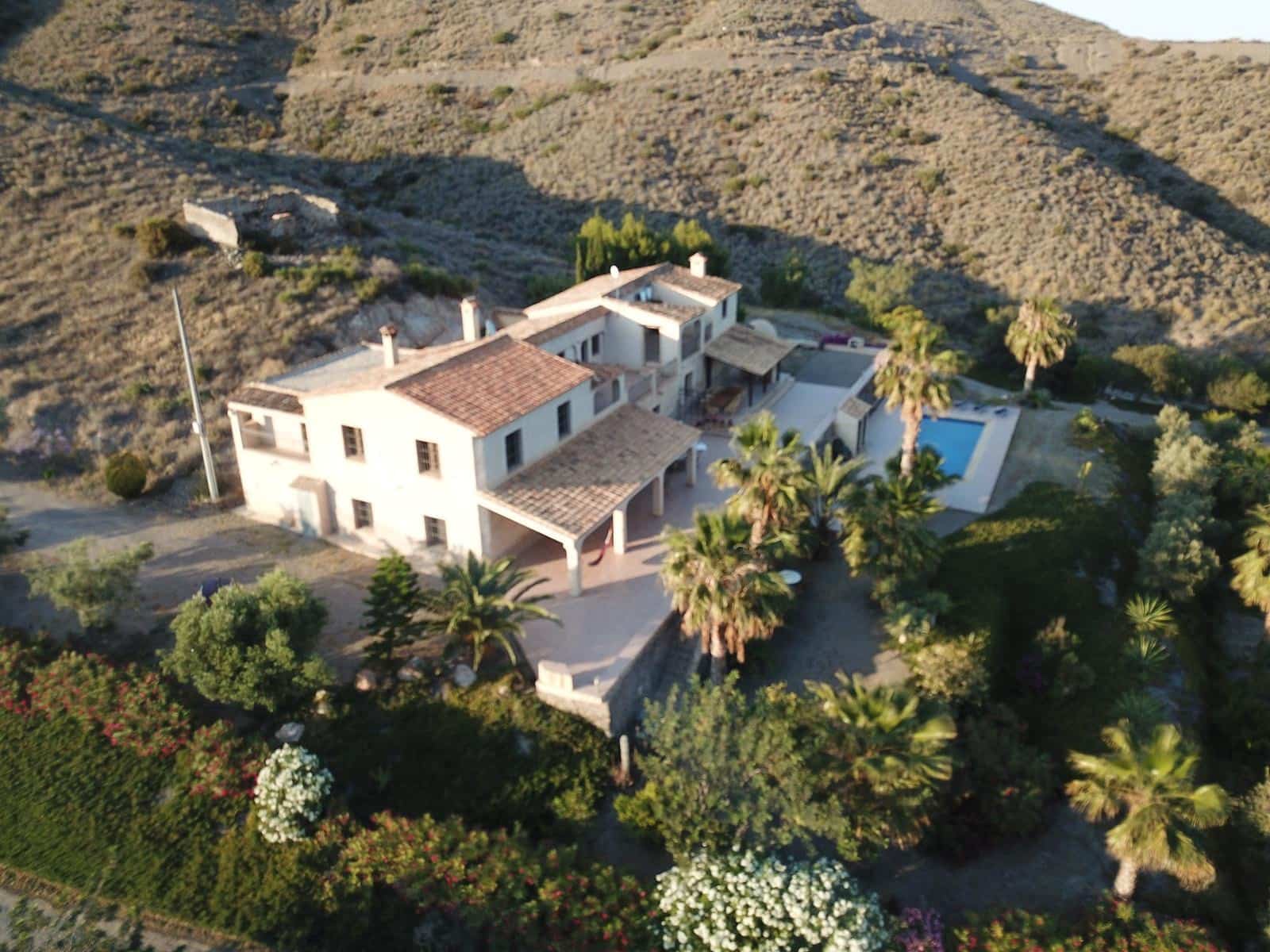 Finca/Casa Rural de 11 habitaciones en Aguilas en venta con piscina garaje - 695.000 € (Ref: 9649978)