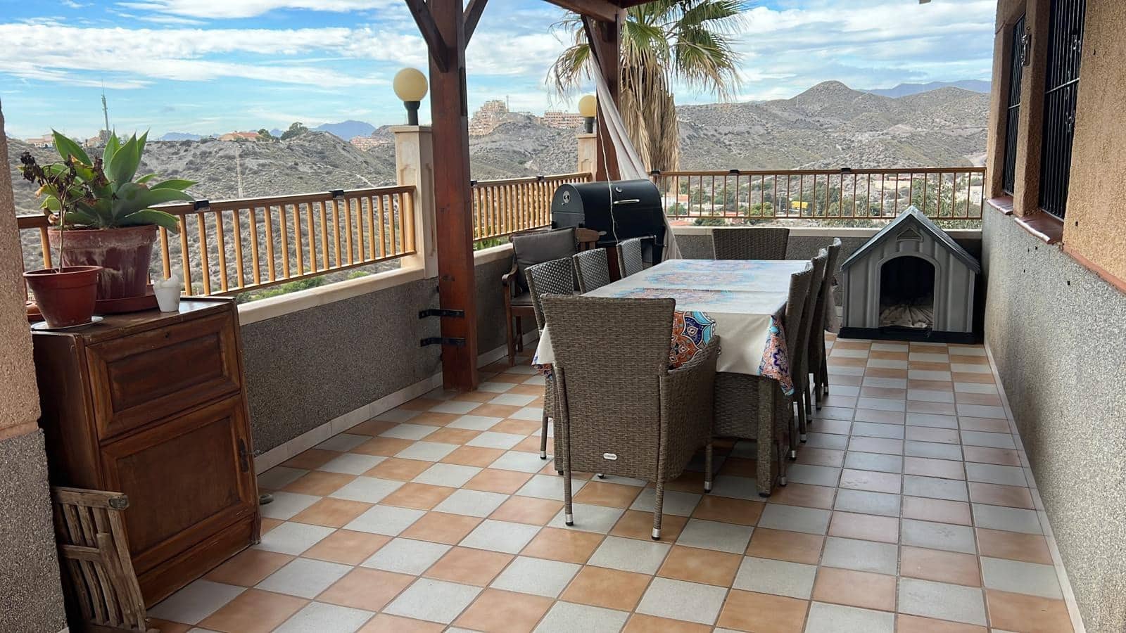 4 bedroom Villa for sale in Aguilas with pool - € 370,000 (Ref: 9649985)