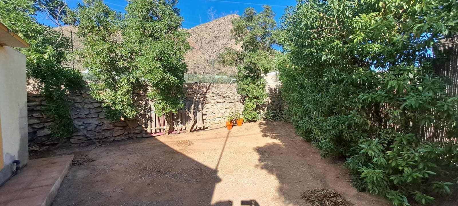 2 soverom Finca/Herregård til salgs i Pastrana med svømmebasseng garasje - € 135 000 (Ref: 9649988)